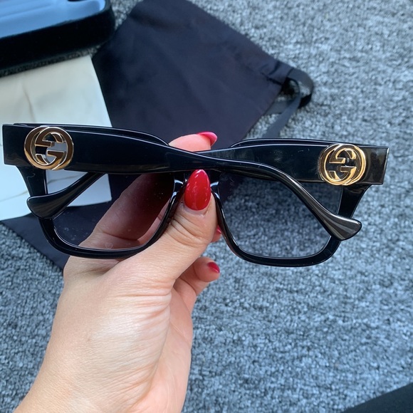 Gucci Sunglasses - Picture 2 of 8